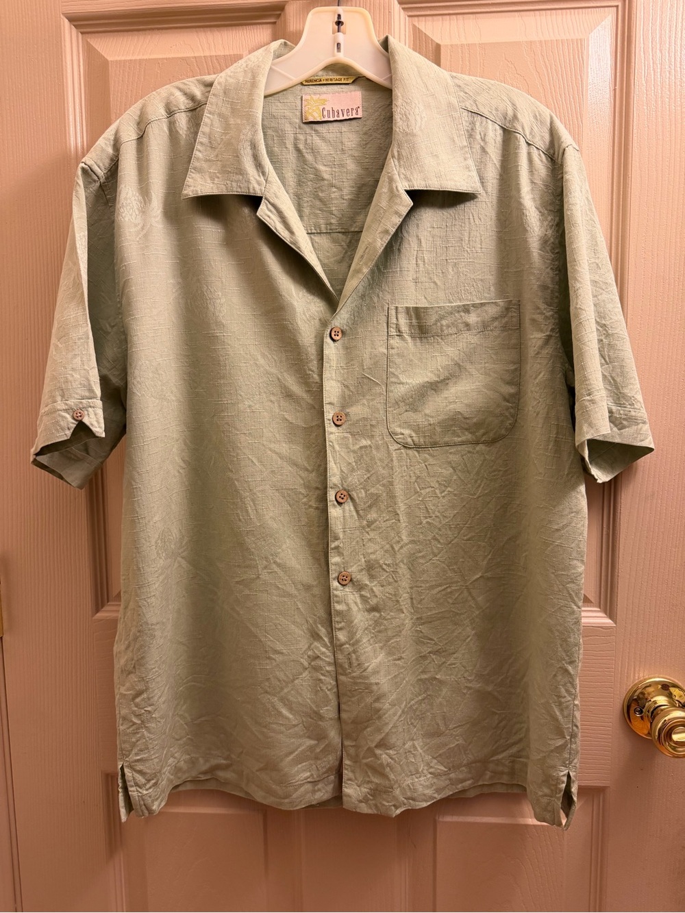 Cubavera Men’s Short-Sleeve Button-Down Shirt in Sage Green
